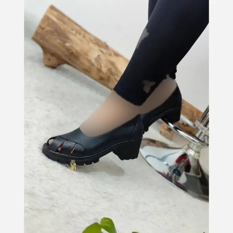کفش طبی تابستانه زنانه مدل تبسم با زیره PU و پاشنه 6 سانت رنگ مشکی