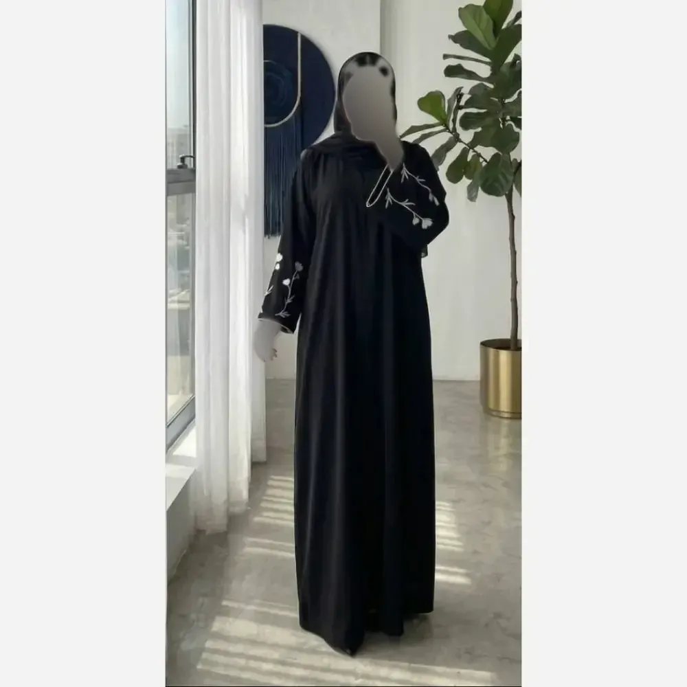 عبا گلدوزی هانا جنس الیزه جت بلک مشکی فری سایز